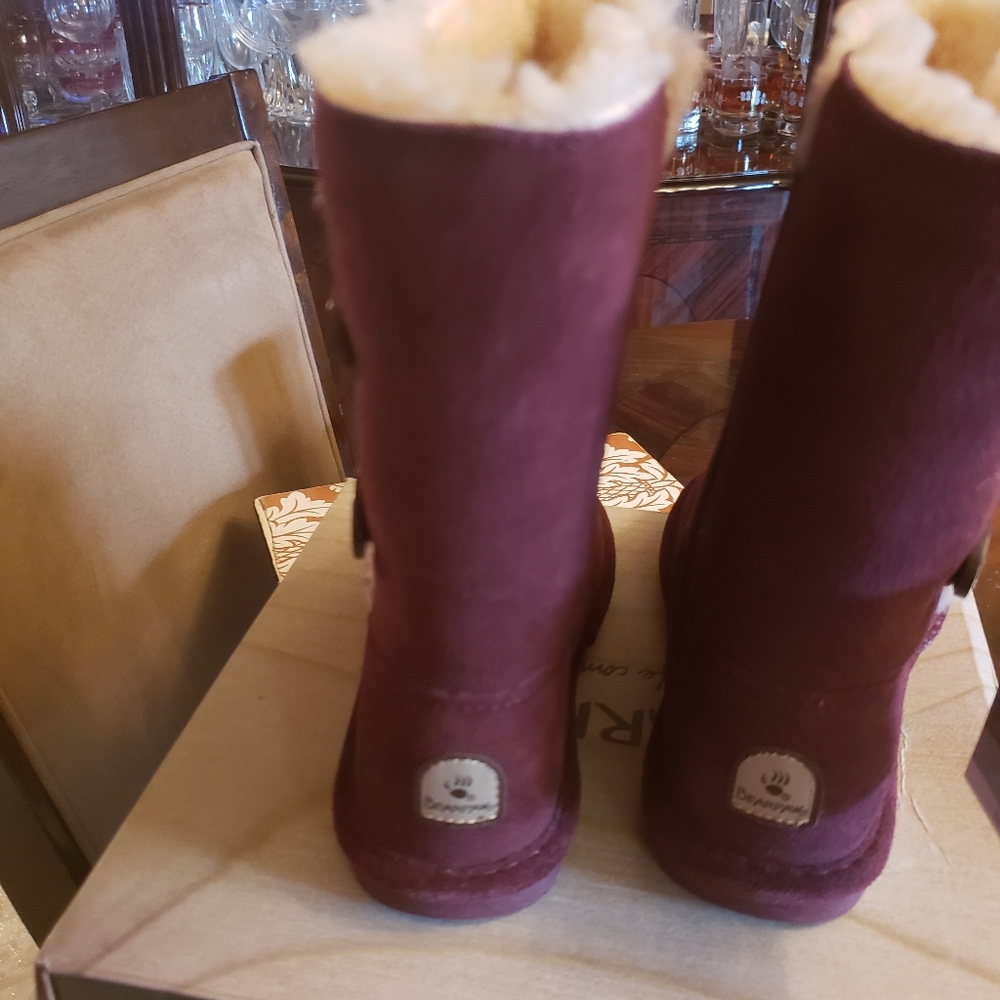 Wine colored bearpaw boots - youth, size 2